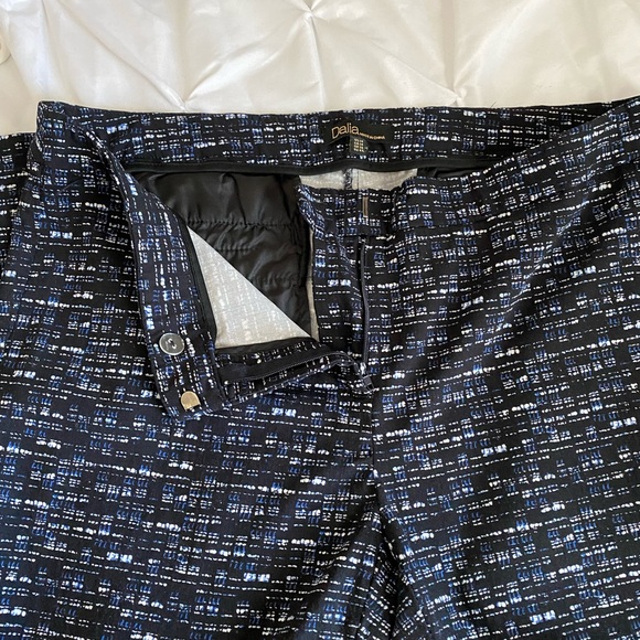 Black, white and blue patterned slacks!  Perfect for the office or a night out! - Picture 2 of 7